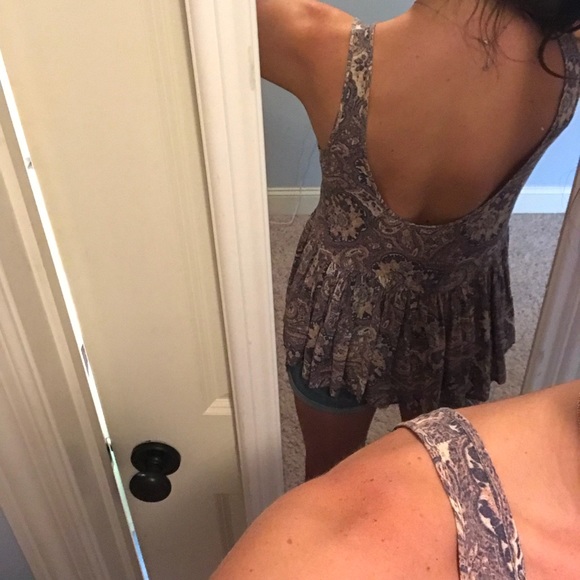 Urban outfitter tank - Picture 3 of 3